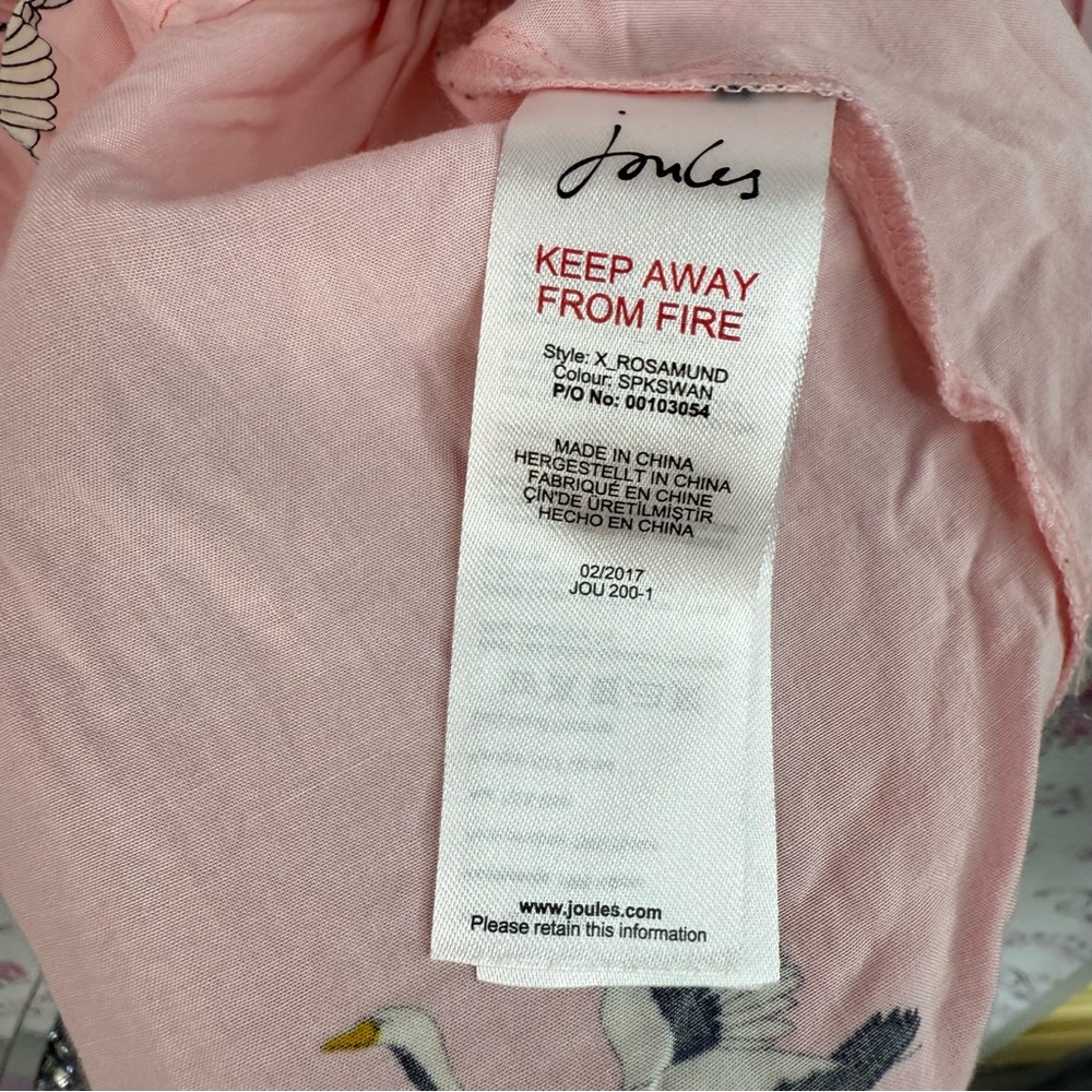 Joules long sleeve shirt, birds, black white Pink Top with Swan Design - Picture 9 of 12